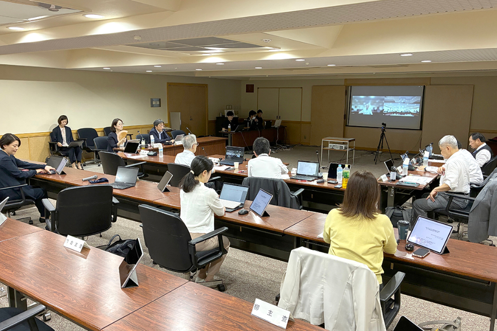 臨床検査技師などの病棟業務が論点に　実態データも報告