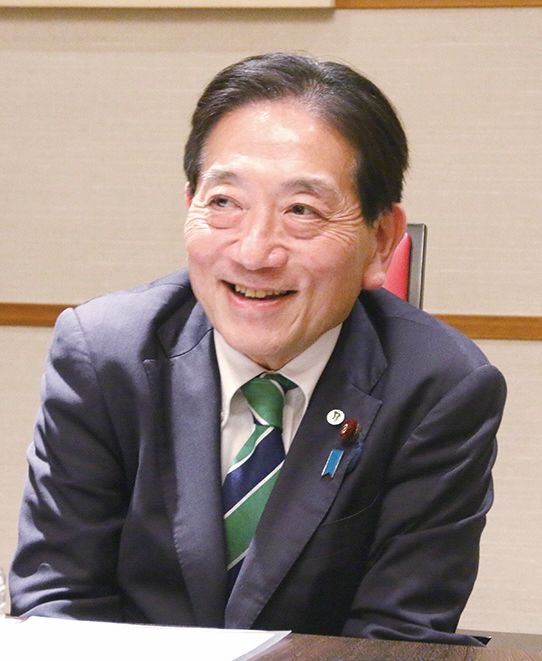 安藤氏
