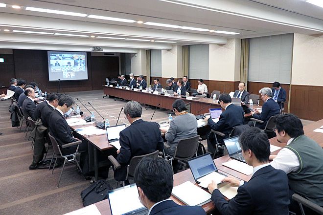 医療機関の業務改善や職場環境改善について意見を交わした社会保障審議会・医療部会