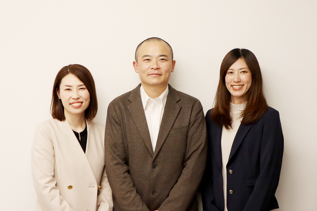 (左から)世話人の西尾氏、原氏、及川氏