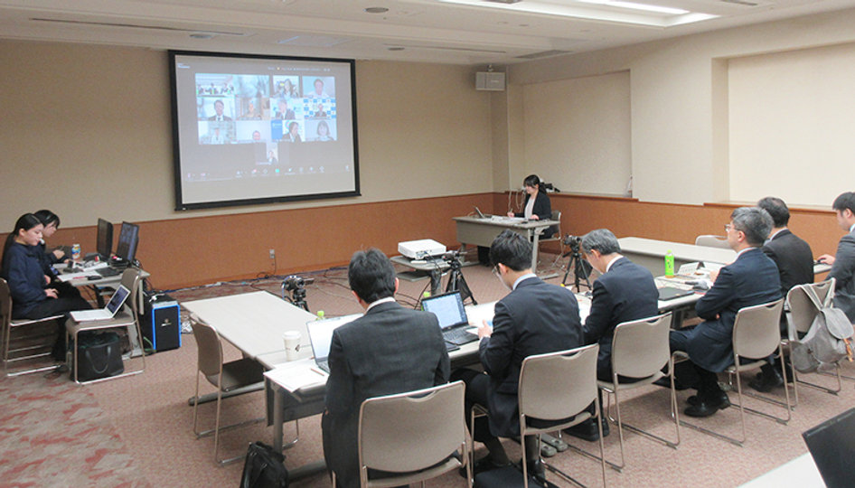 Web併用で開催された感染症部会