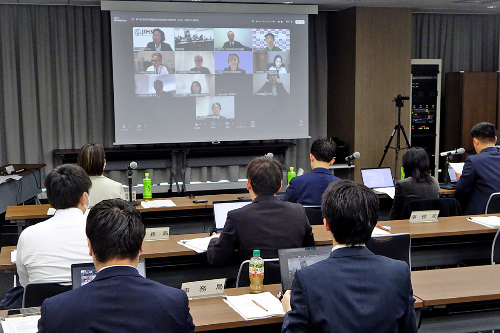 流行状況・診療の質含め評価を