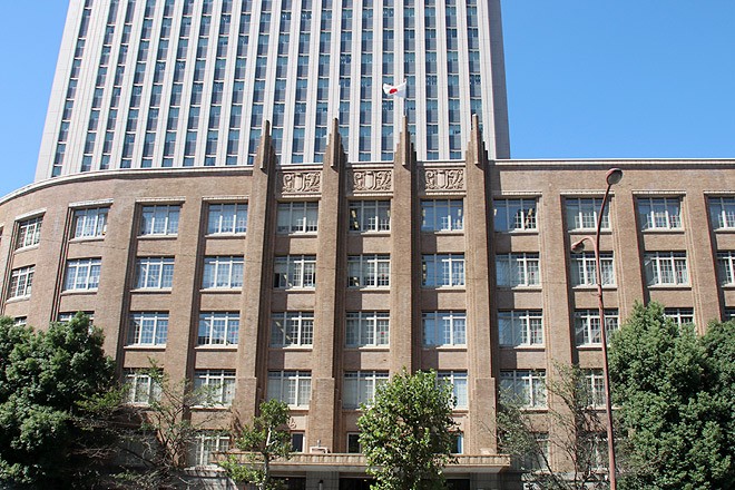 学校健診見直し、実質的な議論開始