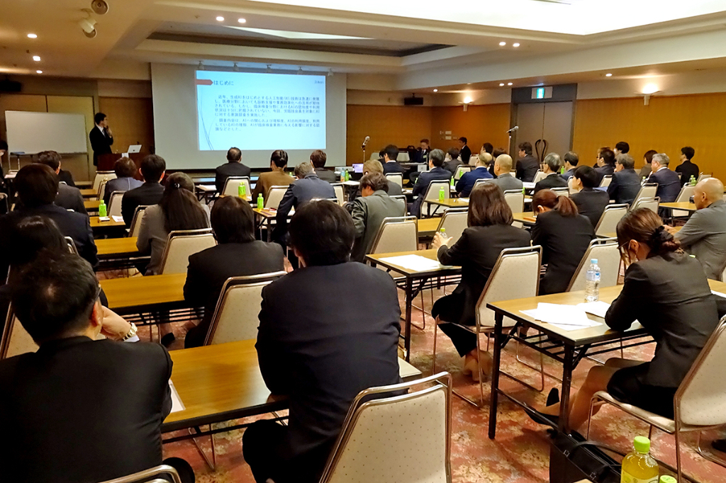 AIへの関心高い一方、活用や理解に温度差