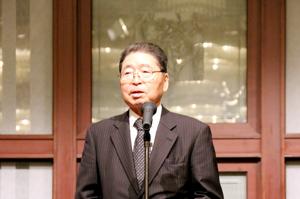 日衛協・久川会長が続投、4期目