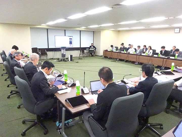 体外診の規制を議論している制度部会