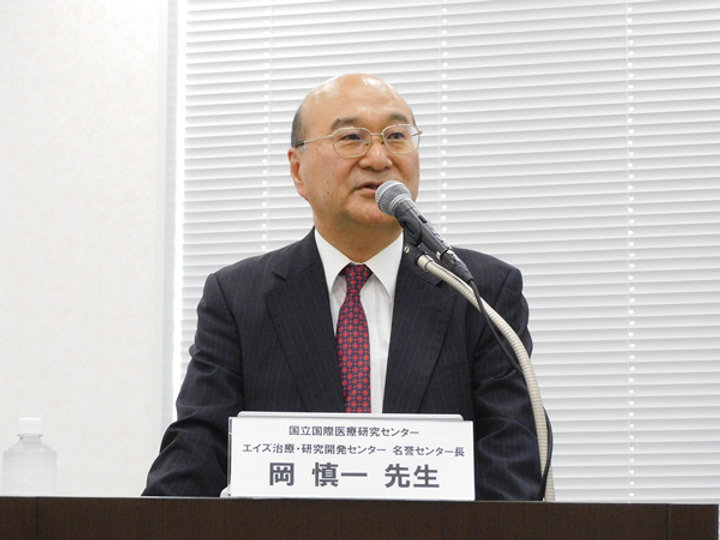 HIV予防投薬は「検査とパッケージで」